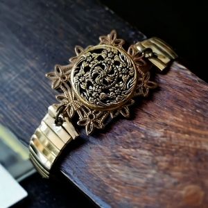 Repurposed Hand Crafted Vintage Button Expansion Bracelet NWT
